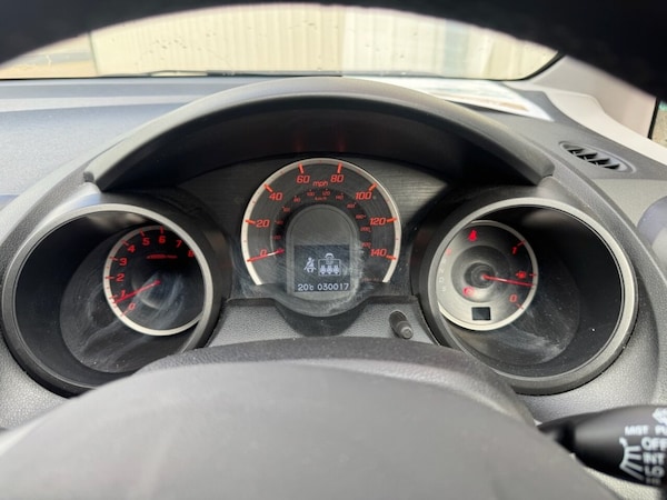 Used Honda Jazz 2014 for sale - 74570308: Photo 10