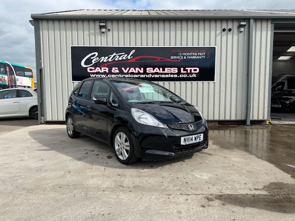 Used Honda Jazz 2014 for sale - 74570308: Photo 1