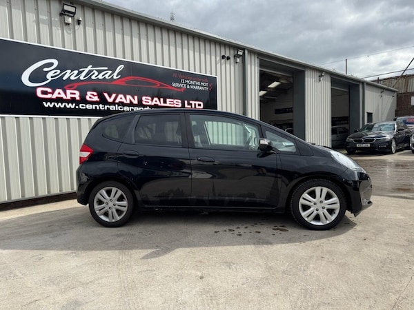 Used Honda Jazz 2014 for sale - 74570308: Photo 7
