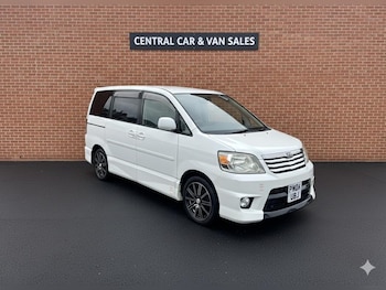Used Toyota Noah 2020 for sale - 79033902: Photo