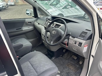 Used Toyota Noah 2020 for sale - 79033902: Photo