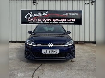 Used Volkswagen Golf 2018 for sale - 75067778: Photo