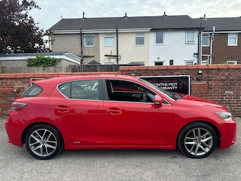Used Lexus CT 2017 for sale - 79450179: Photo