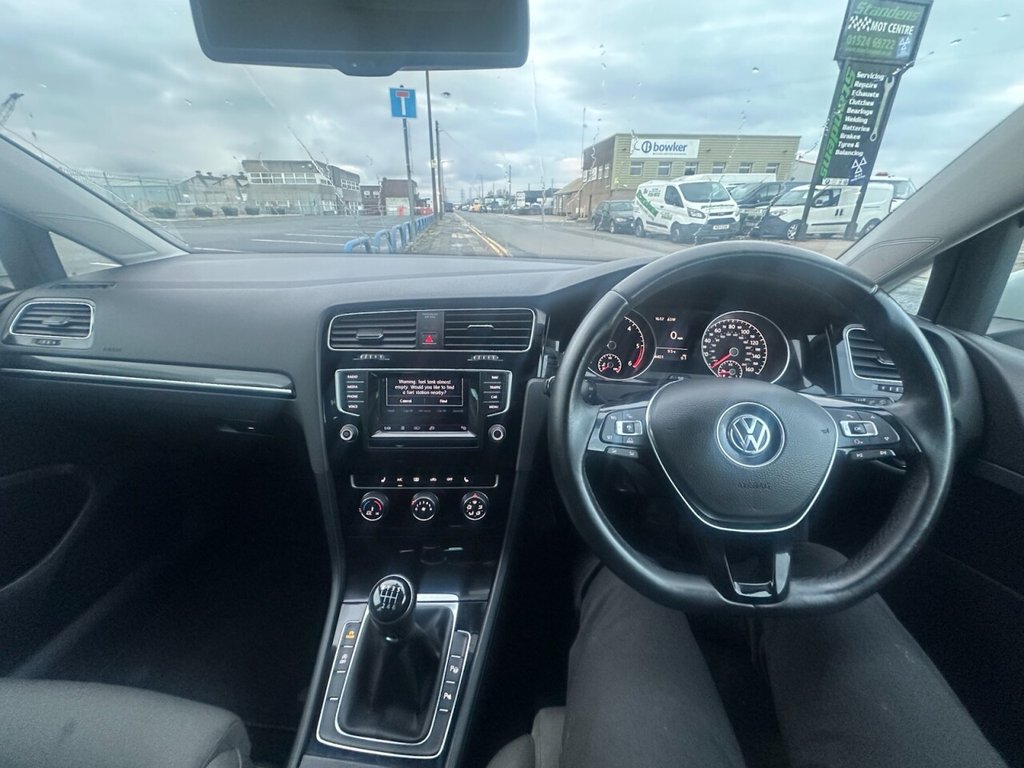 Used Volkswagen Golf 2014 for sale - 76604763: Photo 16