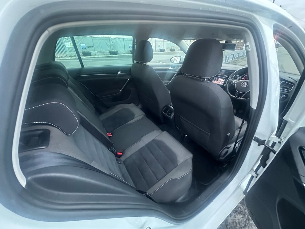 Used Volkswagen Golf 2014 for sale - 76604763: Photo 19