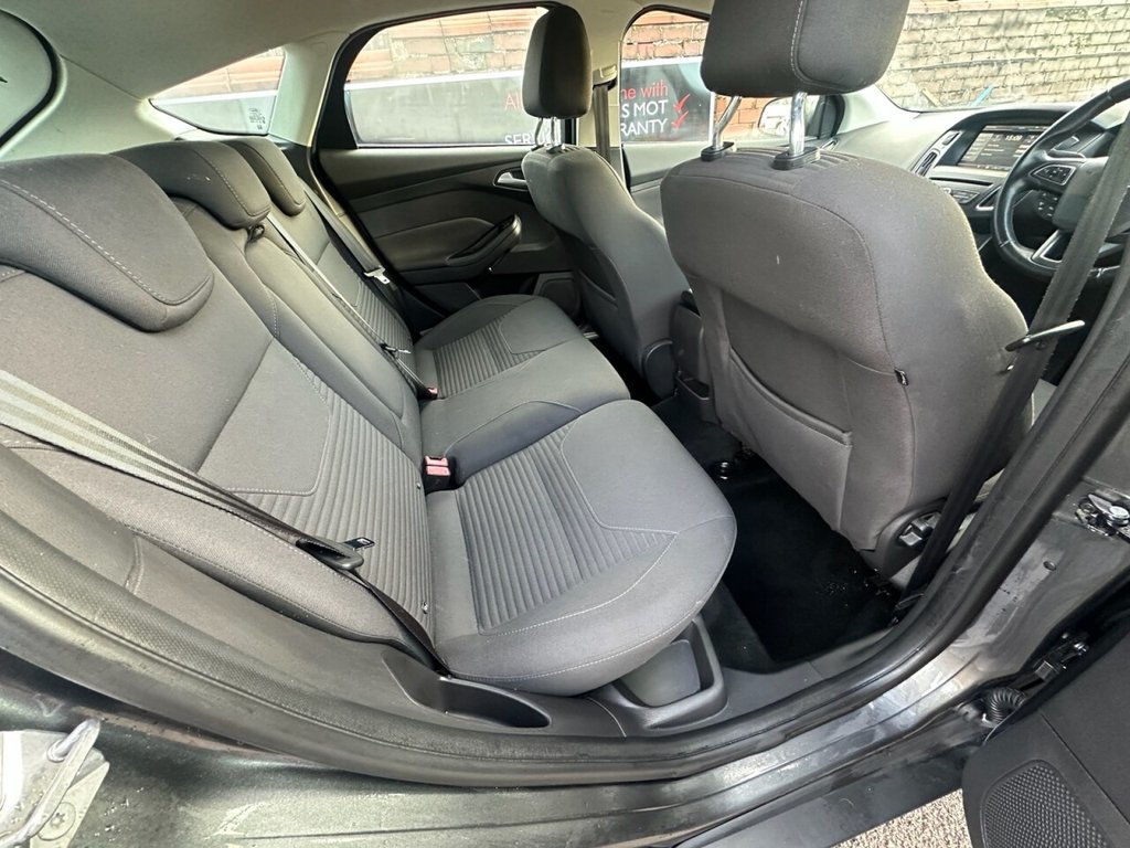 Used Ford Focus 2015 for sale - 76867840: Photo 16