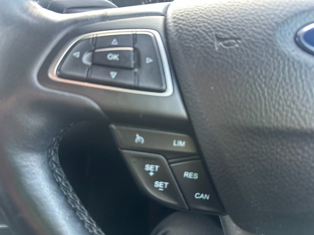 Used Ford Focus 2015 for sale - 76867840: Photo 21