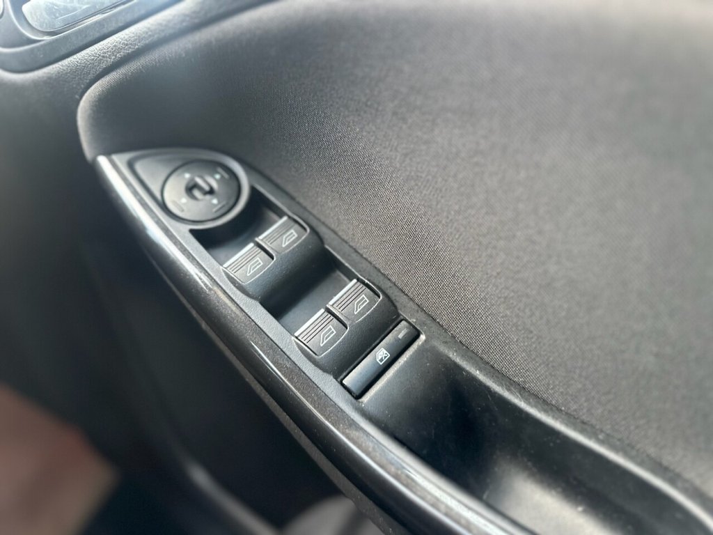 Used Ford Focus 2015 for sale - 76867840: Photo 23