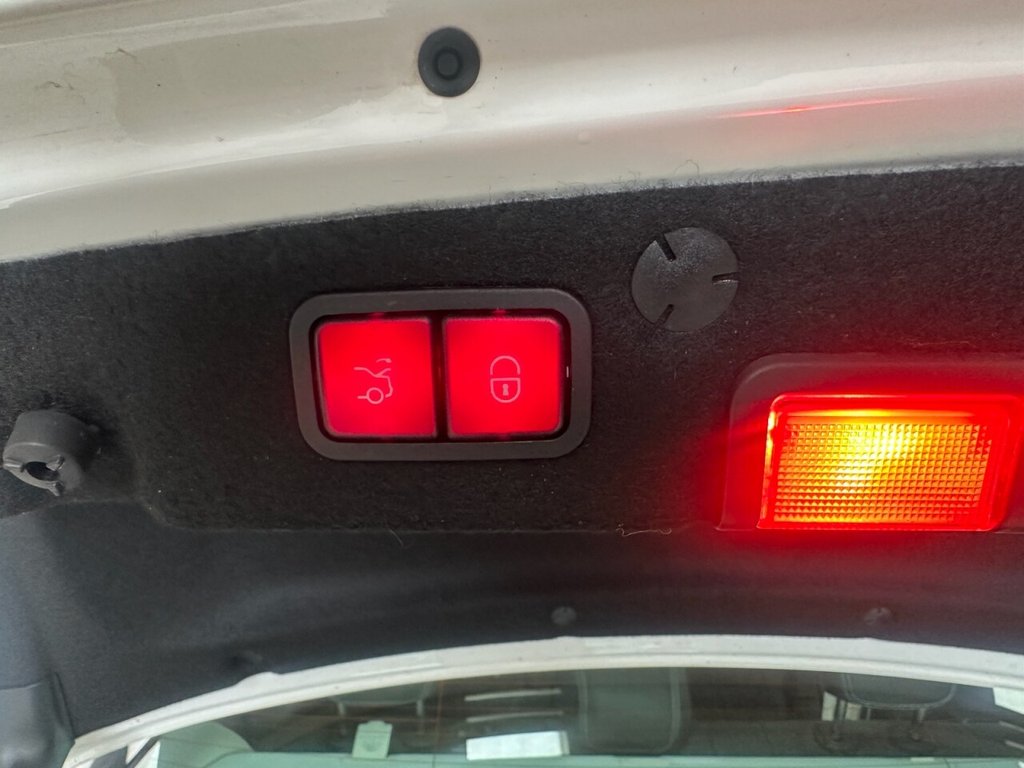 Used Mercedes-Benz C Class 2016 for sale - 76118817: Photo 17