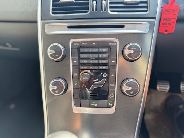 Used Volvo XC60 2011 for sale - 75306728: Photo 12