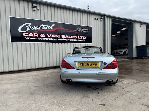 Used Mercedes-Benz SL 2005 for sale - 74448428: Photo 6