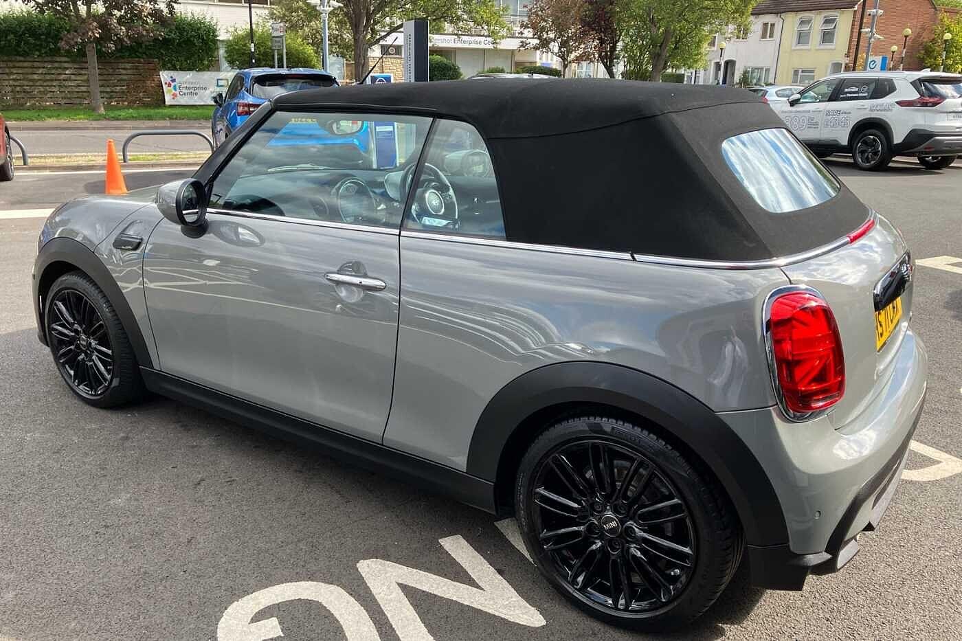 Used MINI Convertible 2022 for sale - 76012843: Photo 4