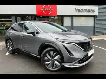 2022 (22) - E (160kw) Advance Auto 5-Door