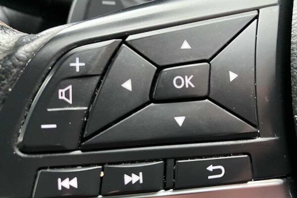 Used Nissan Juke 2022 for sale - 76296088: Photo 50