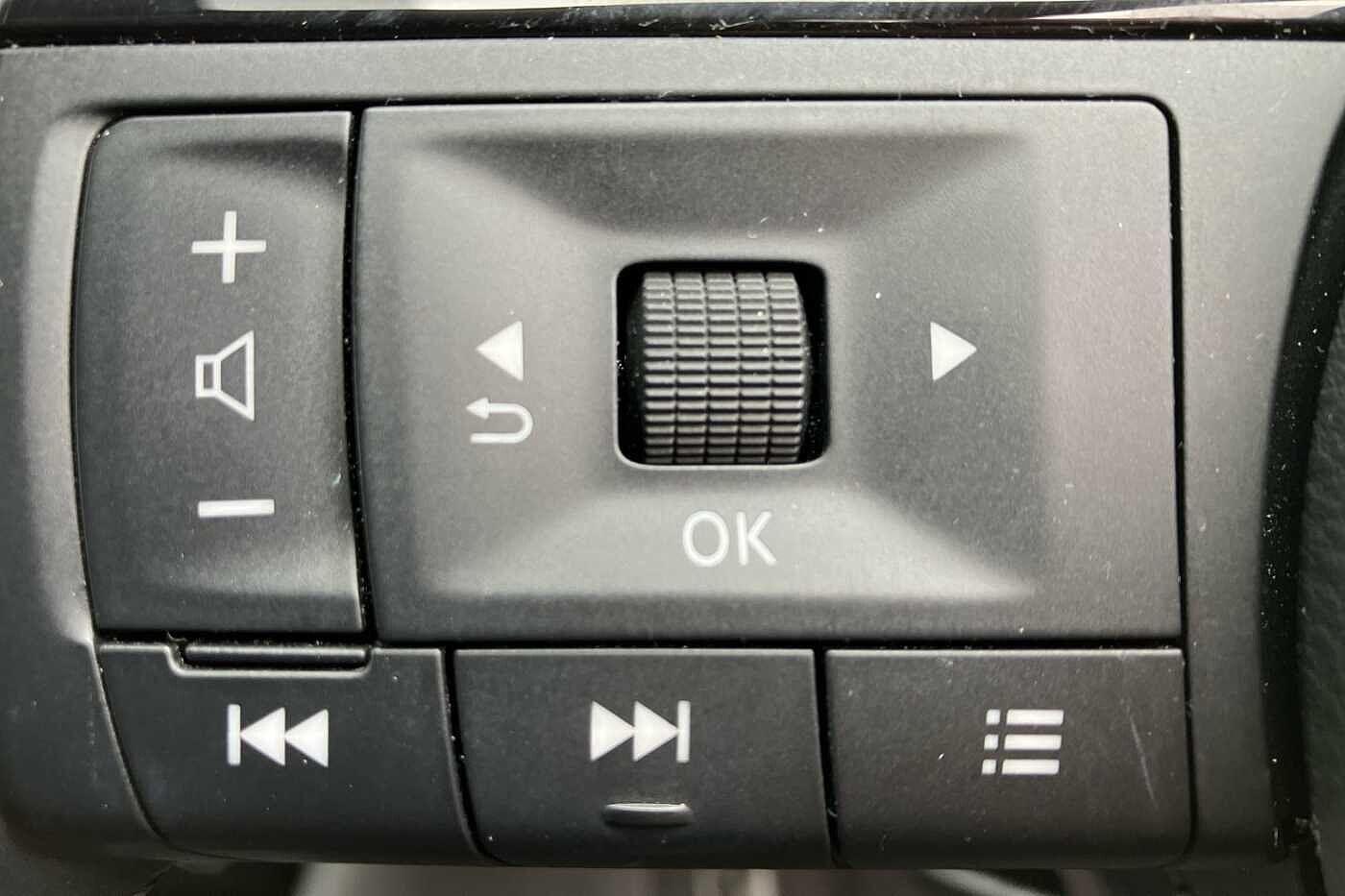 Used Nissan Qashqai 2022 for sale - 76122391: Photo 42