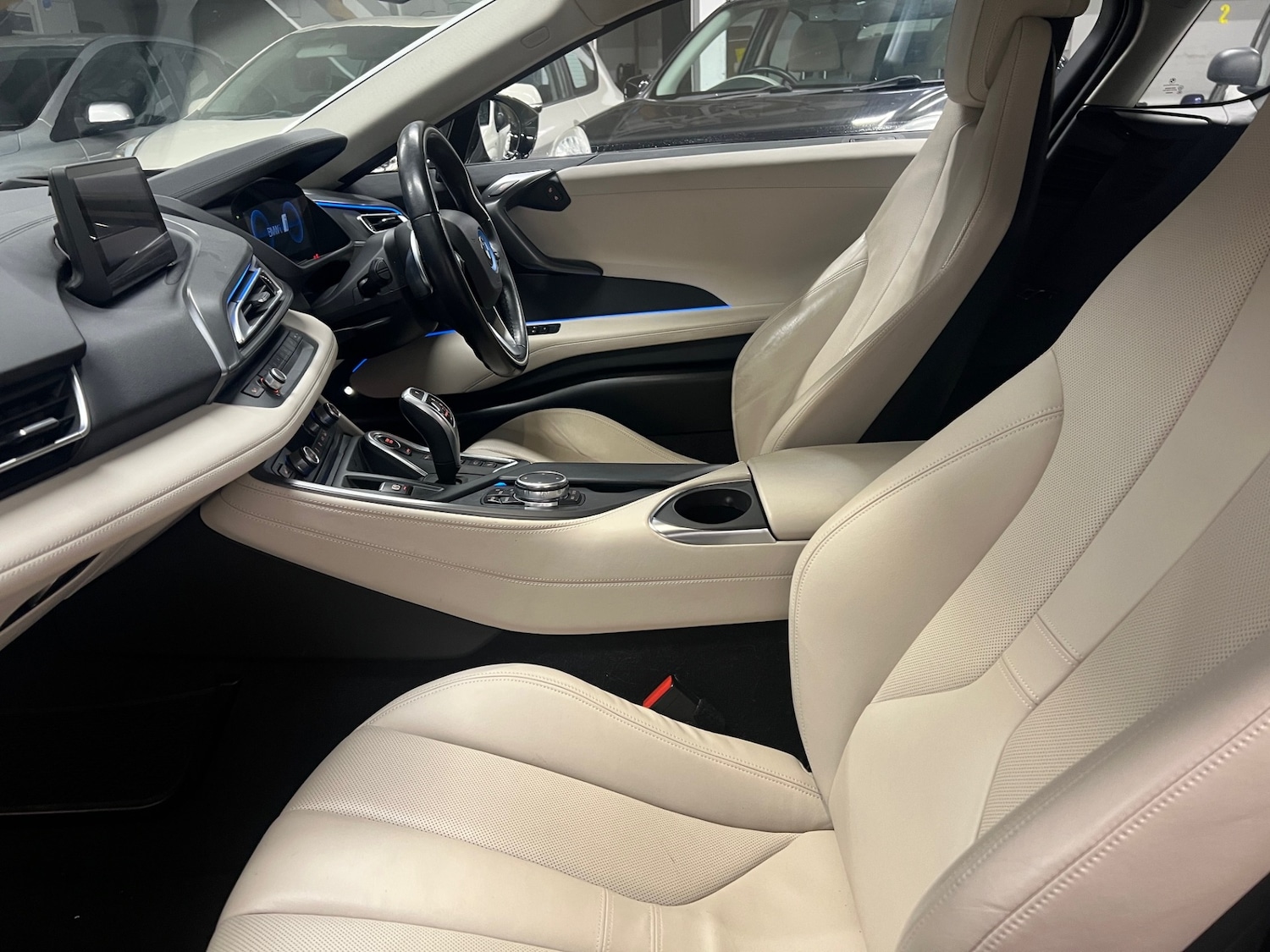 Used BMW i8 2015 for sale - 76525799: Photo 22