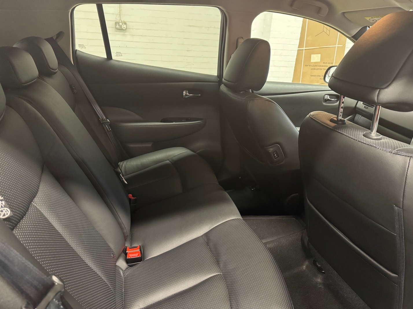 Used Nissan Leaf 2015 for sale - 77049138: Photo 17