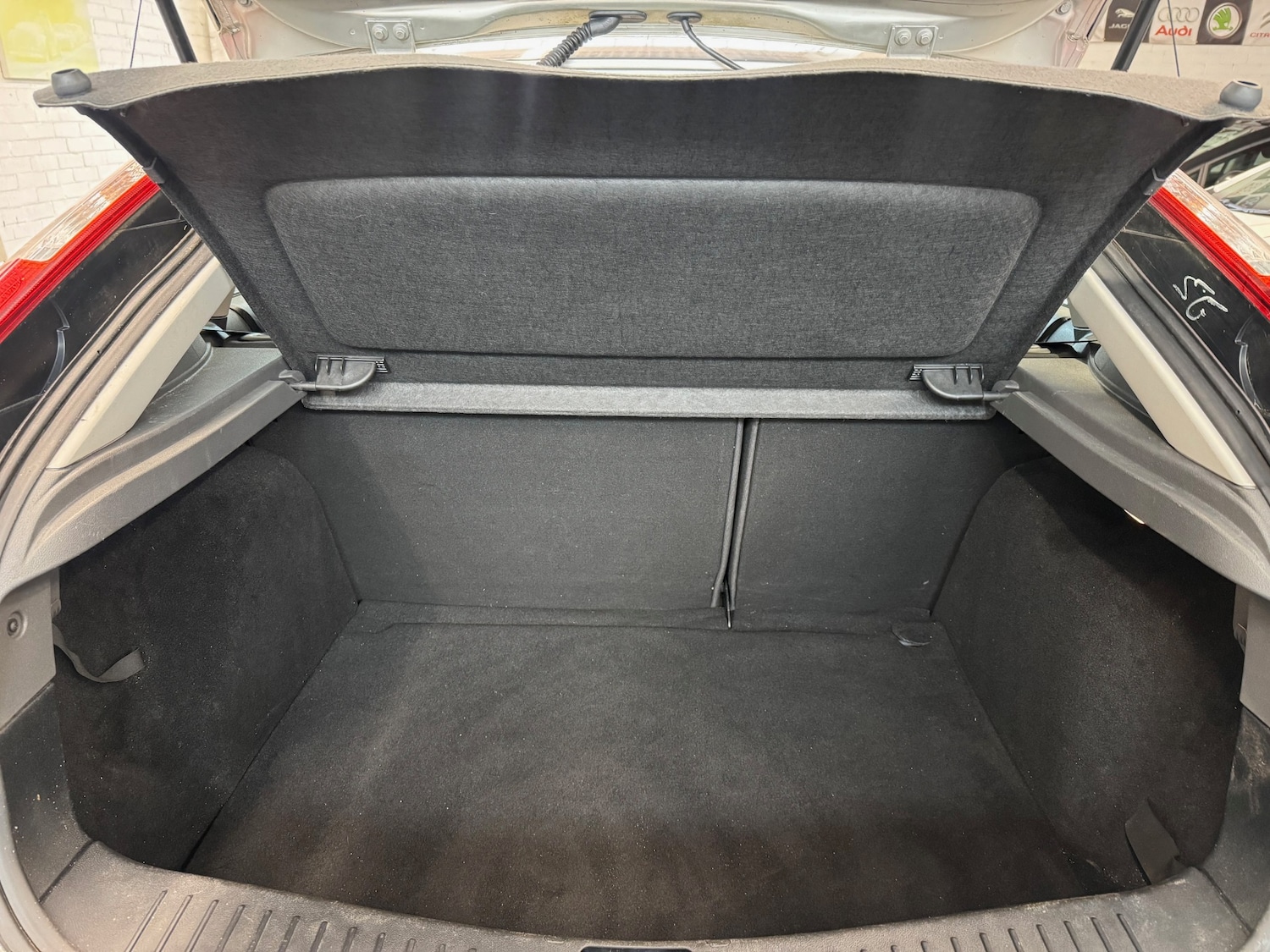 Used Ford Focus 2007 for sale - 76097978: Photo 11