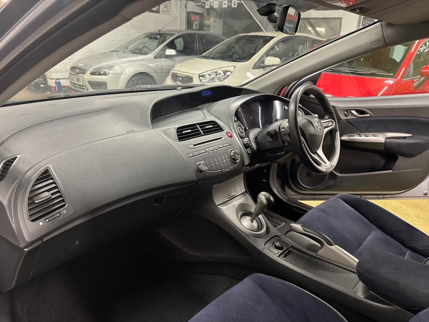 Used Honda Civic 2006 for sale - 76934114: Photo 12