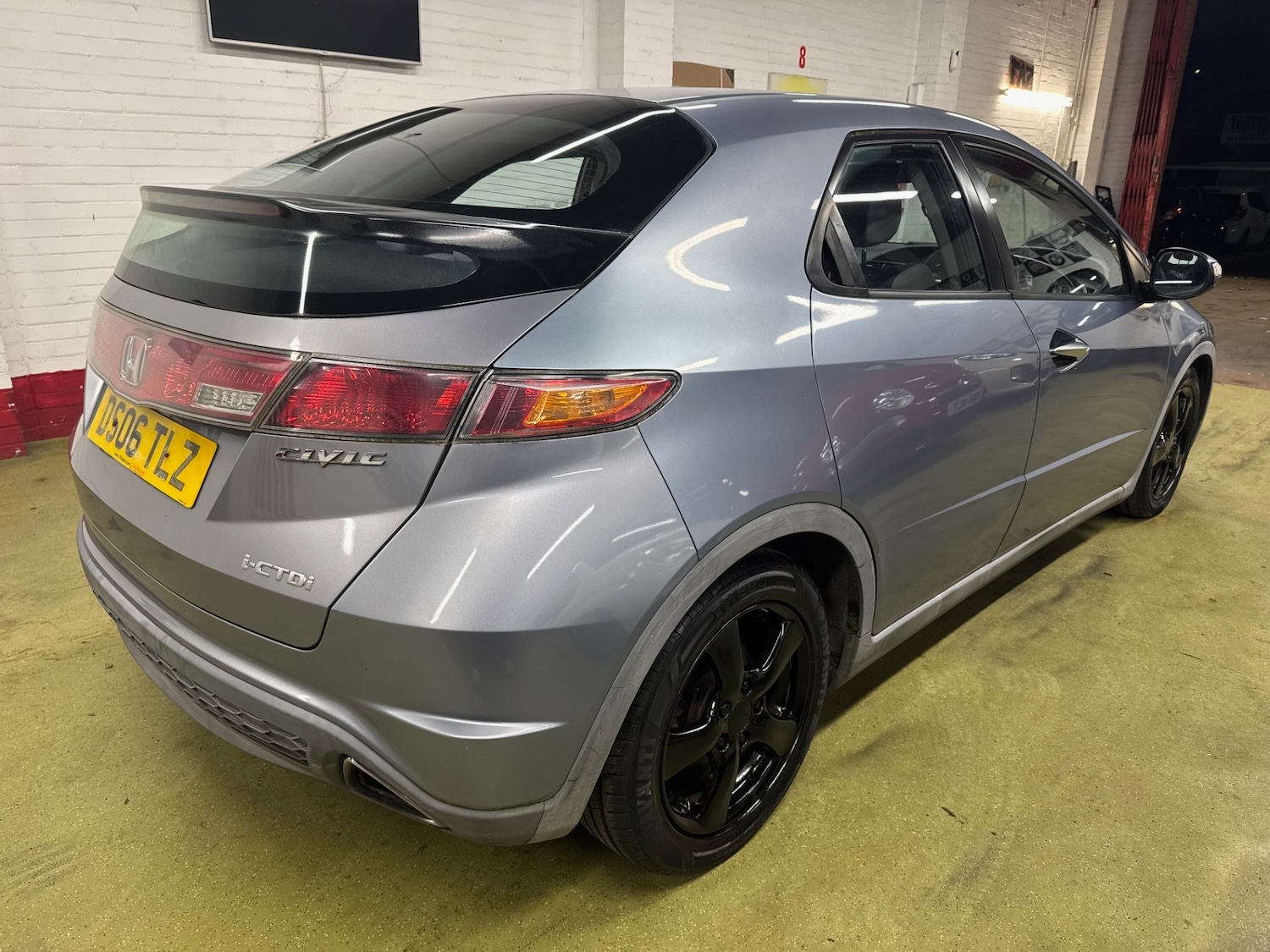 Used Honda Civic 2006 for sale - 76934114: Photo 7