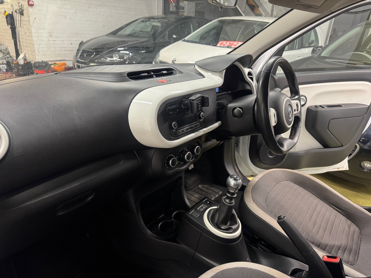 Used Renault Twingo 2015 for sale - 76245842: Photo 10