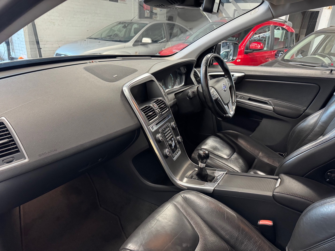 Used Volvo XC60 2013 for sale - 76300838: Photo 10