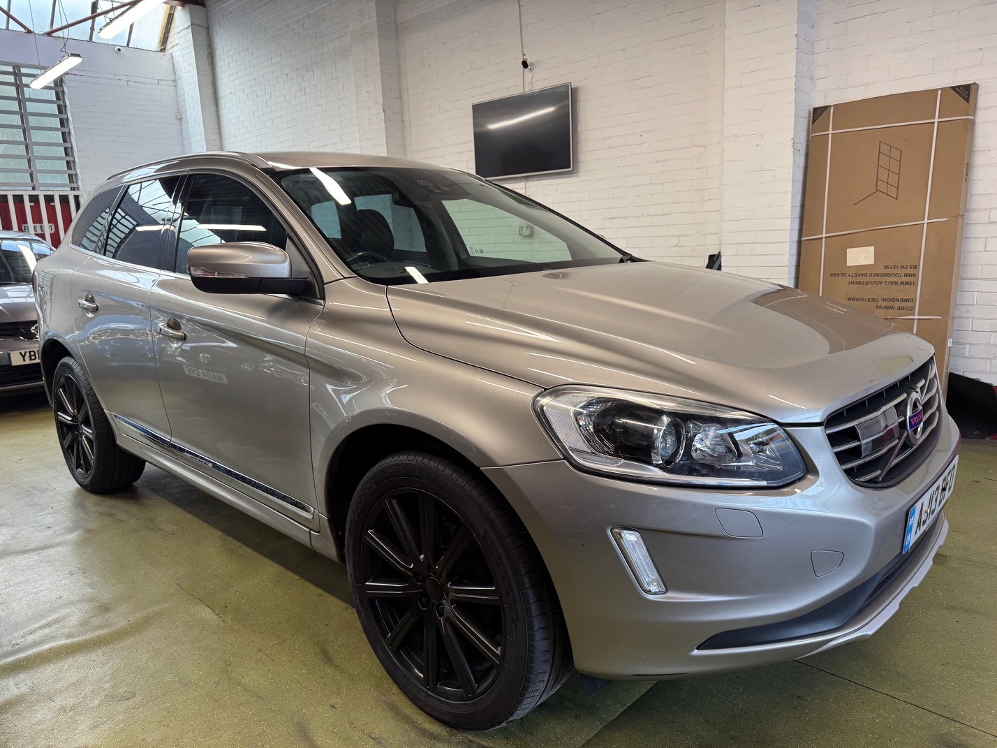 Used Volvo XC60 2013 for sale - 76300838: Photo 6
