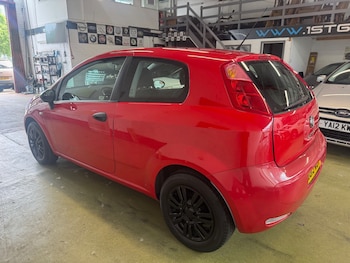 Used Fiat Punto 2015 for sale - 78688164: Photo