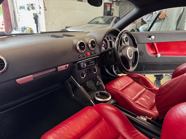 Used Audi TT 2005 for sale - 74802922: Photo 11