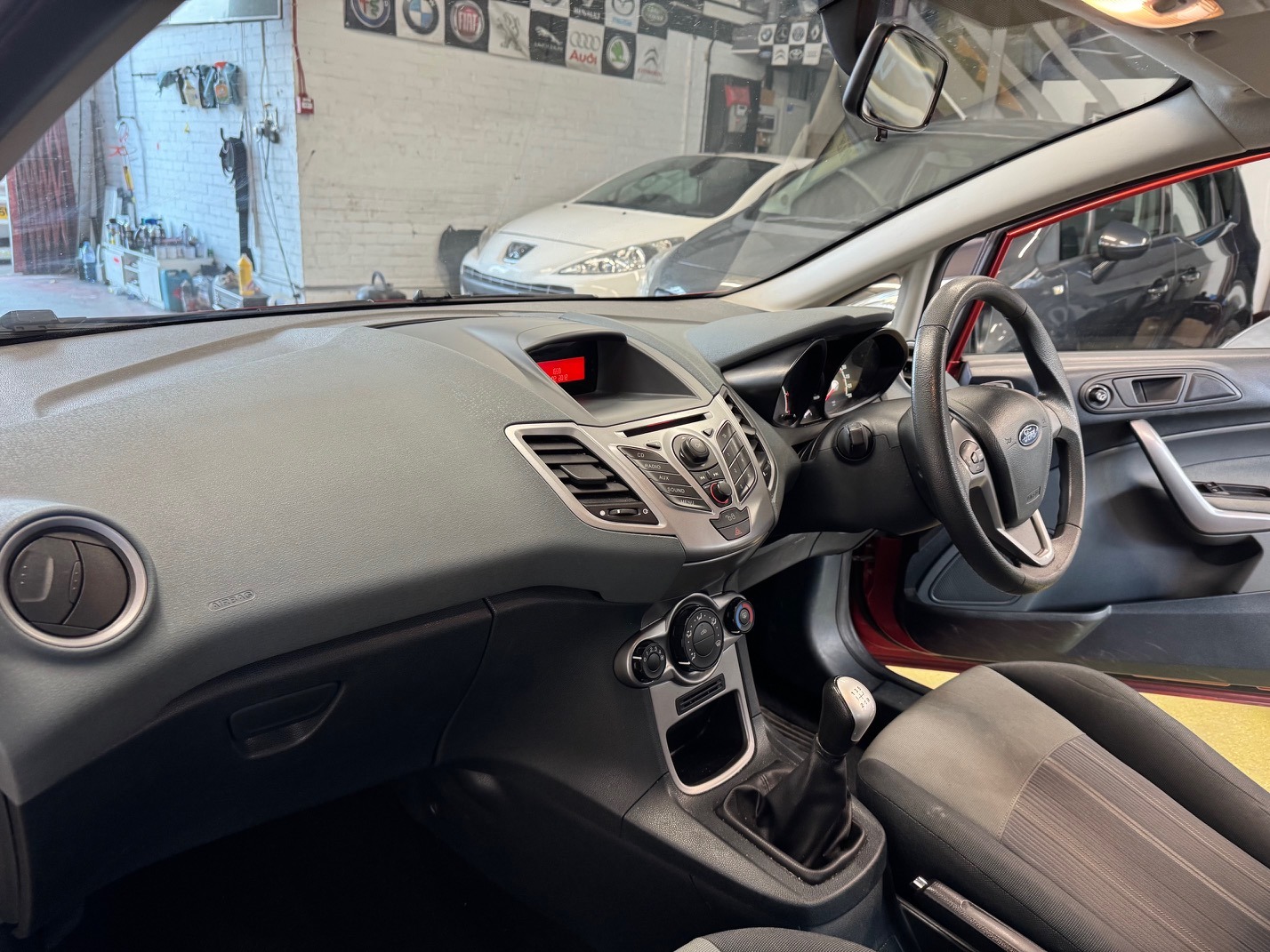 Used Ford Fiesta 2009 for sale - 75849025: Photo 9