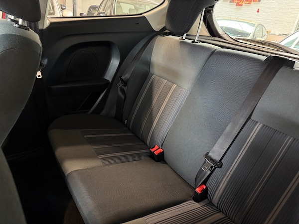 Used Ford Fiesta 2010 for sale - 75164020: Photo 10