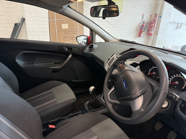 Used Ford Fiesta 2010 for sale - 75164020: Photo 8