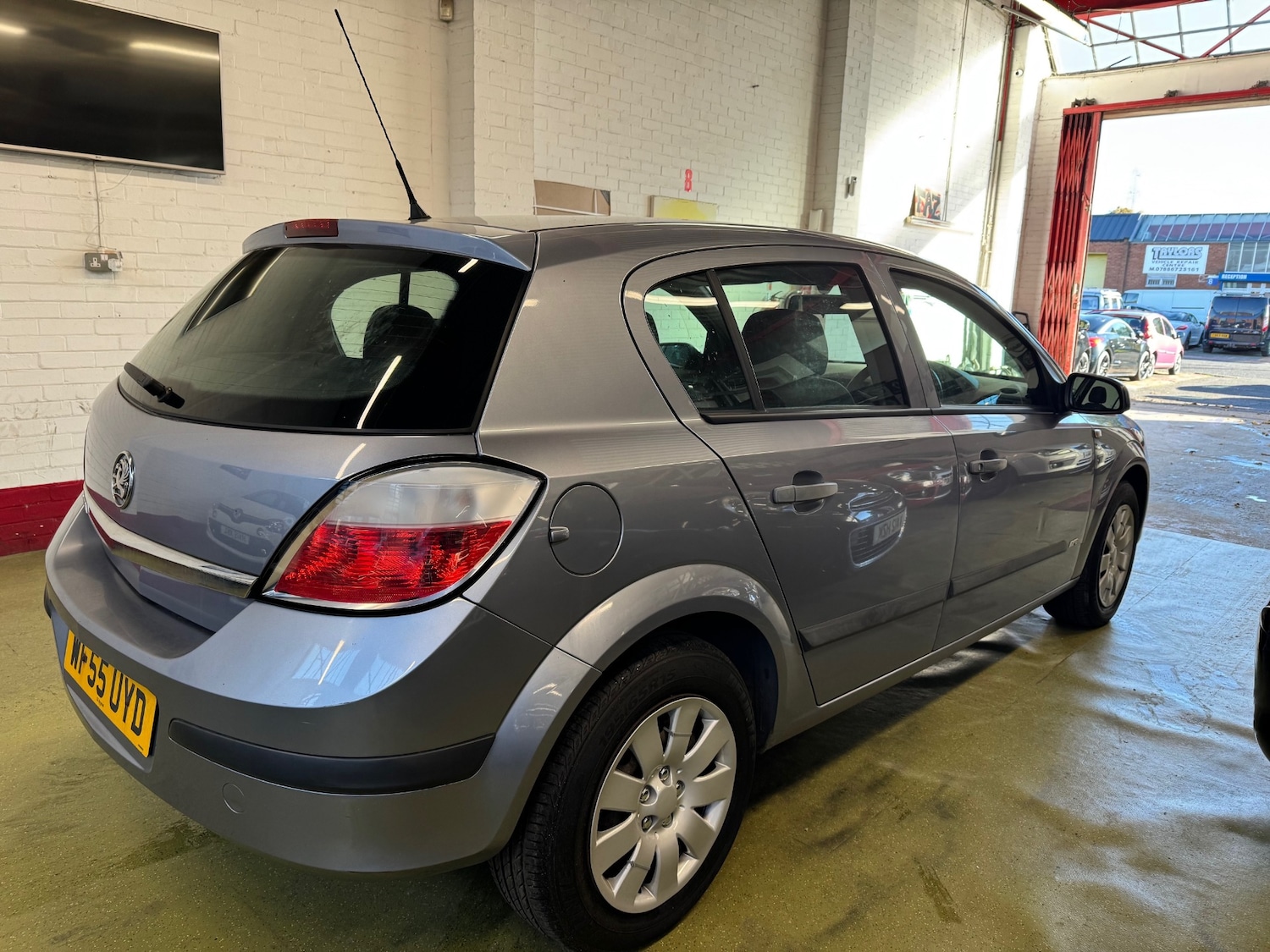 Used Vauxhall Astra 2005 for sale - 76352568: Photo 5