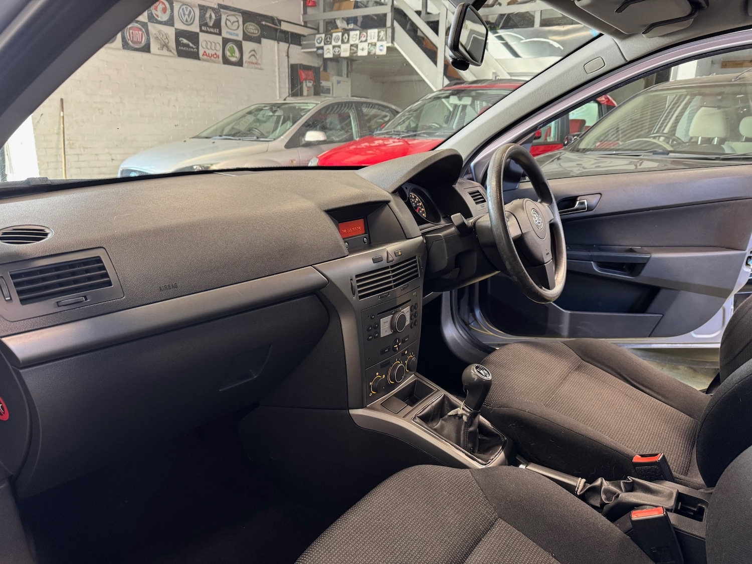 Used Vauxhall Astra 2005 for sale - 76352568: Photo 8