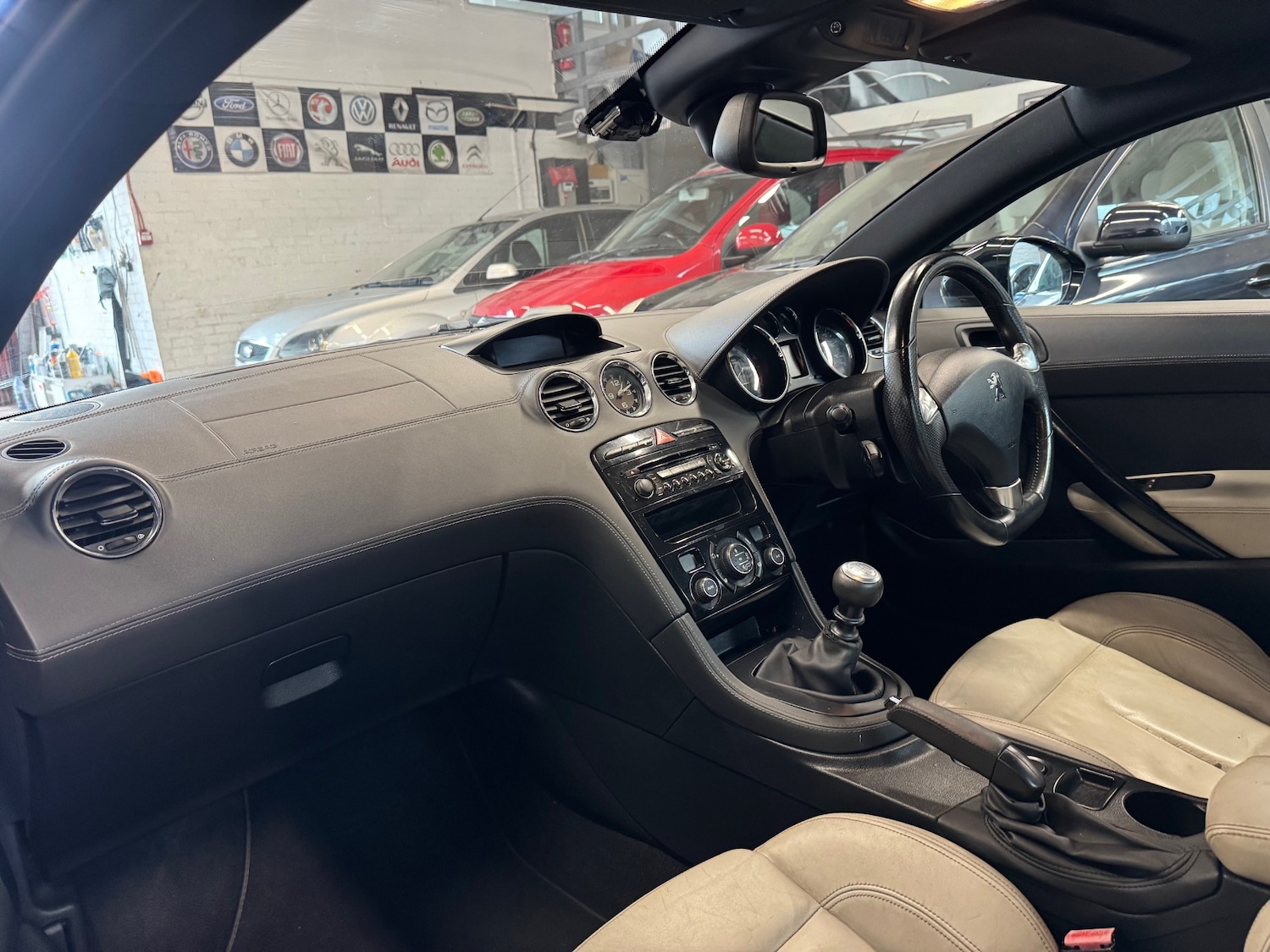 Used Peugeot RCZ 2010 for sale - 76277046: Photo 8