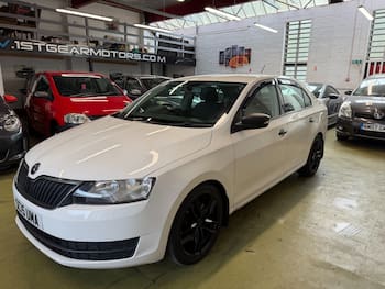 Used Skoda Rapid 2015 for sale - 79640353: Photo