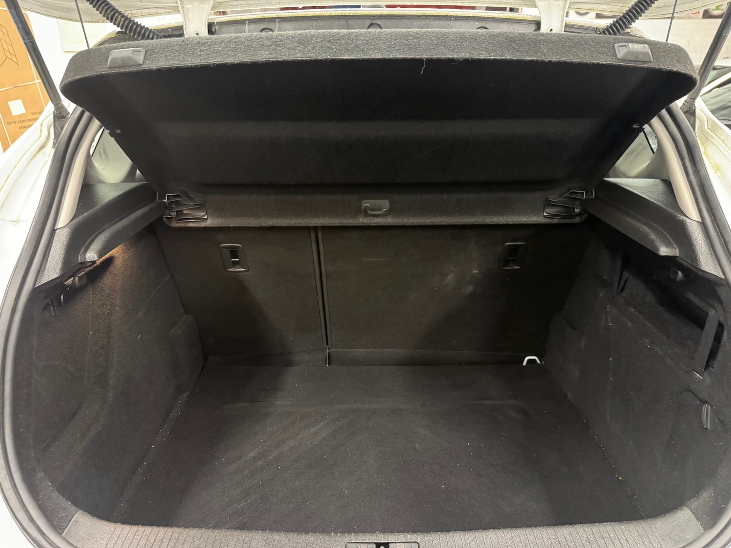 Used Vauxhall Astra 2013 for sale - 77272422: Photo 11