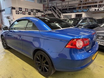 Used Volkswagen EOS 2010 for sale - 76505041: Photo