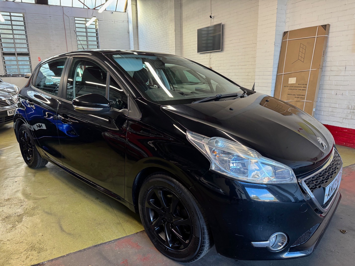 Used Peugeot 208 2013 for sale - 76402366: Photo 5