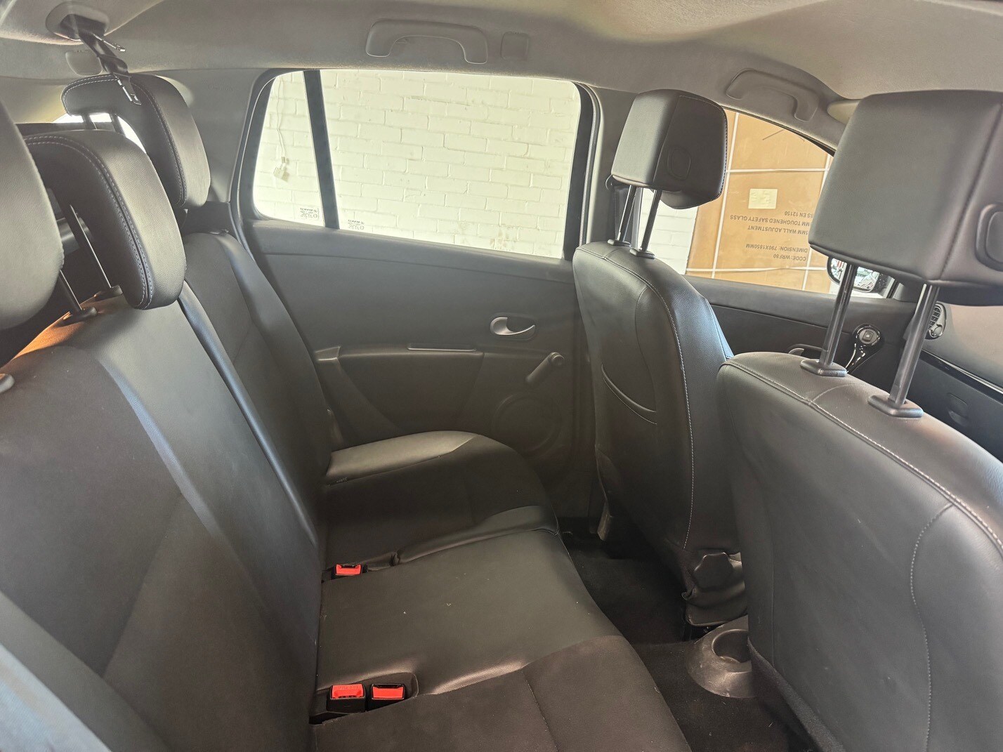 Used Renault Clio 2012 for sale - 77797199: Photo 15