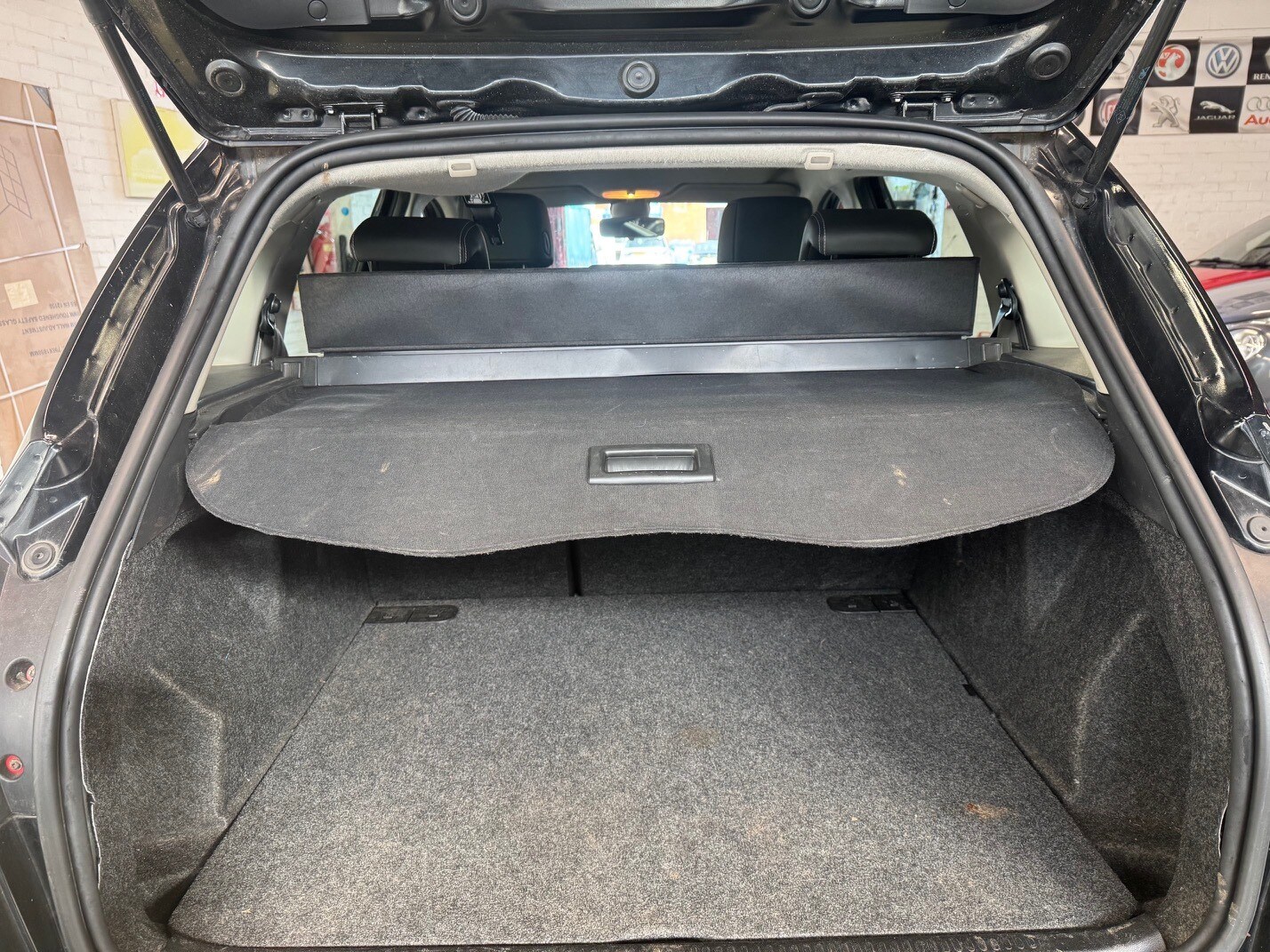 Used Renault Clio 2012 for sale - 77797199: Photo 17