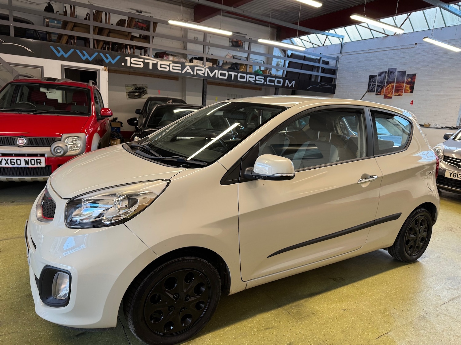 Used Kia Picanto 2012 for sale - 76319470: Photo 2