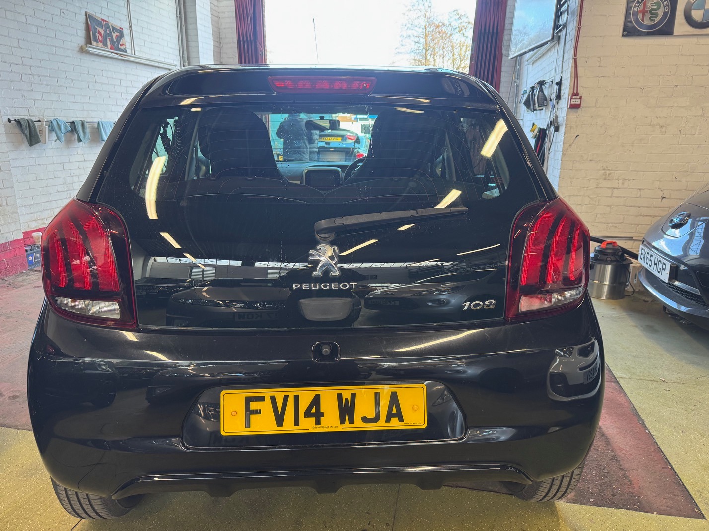 Used Peugeot 108 2014 for sale - 77831835: Photo 5