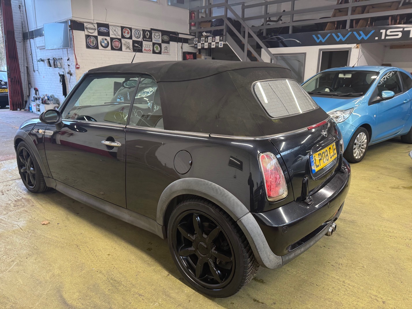 Used MINI Convertible 2008 for sale - 77478023: Photo 4