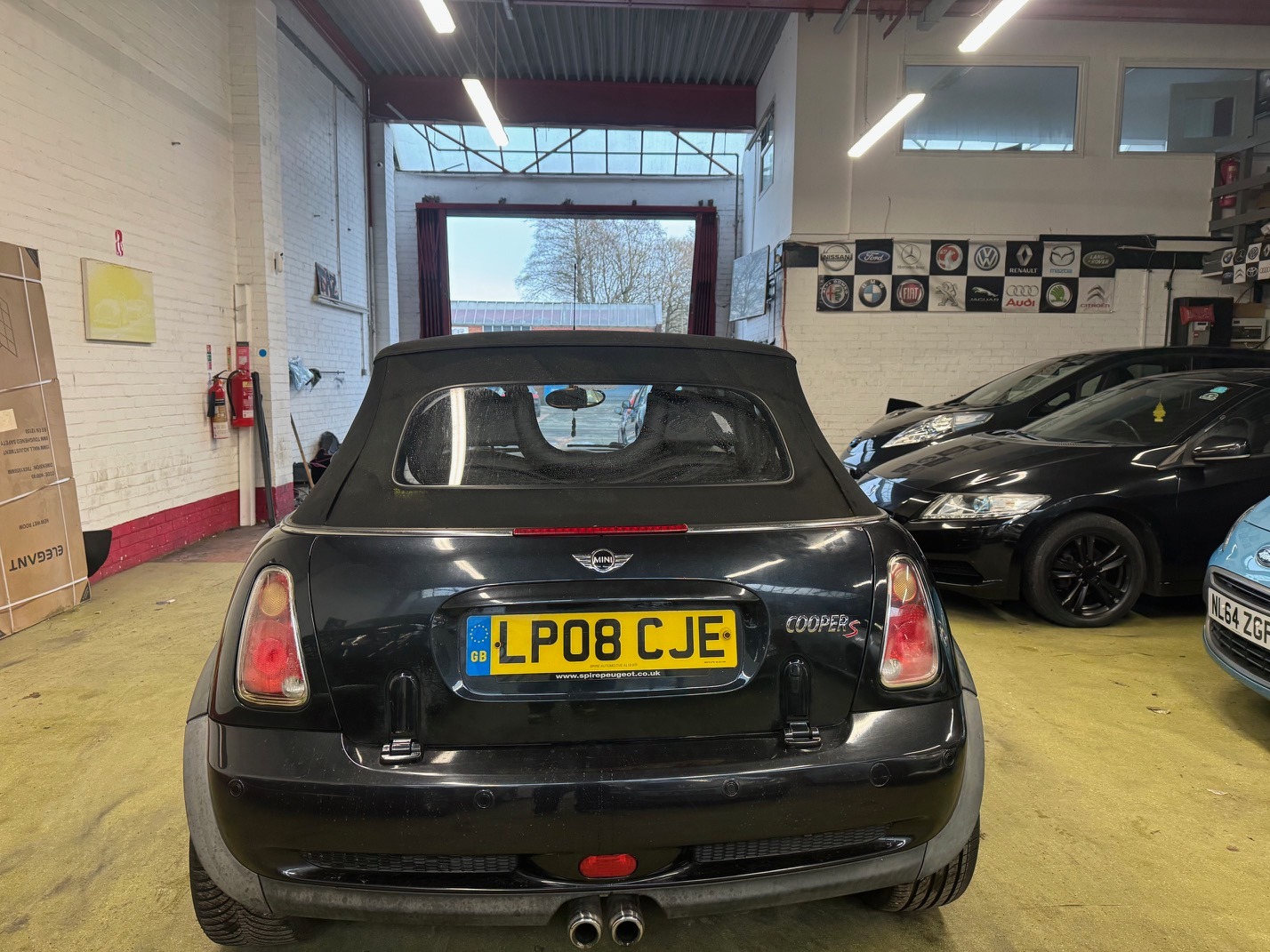 Used MINI Convertible 2008 for sale - 77478023: Photo 6