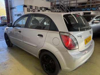 Used Kia Rio 2010 for sale - 74330965: Photo