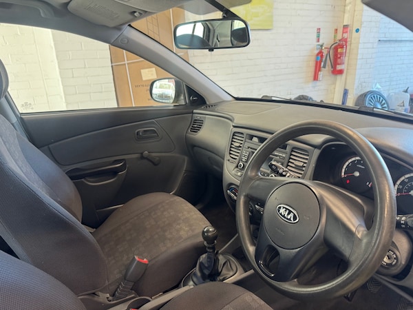 Used Kia Rio 2010 for sale - 74330965: Photo 7