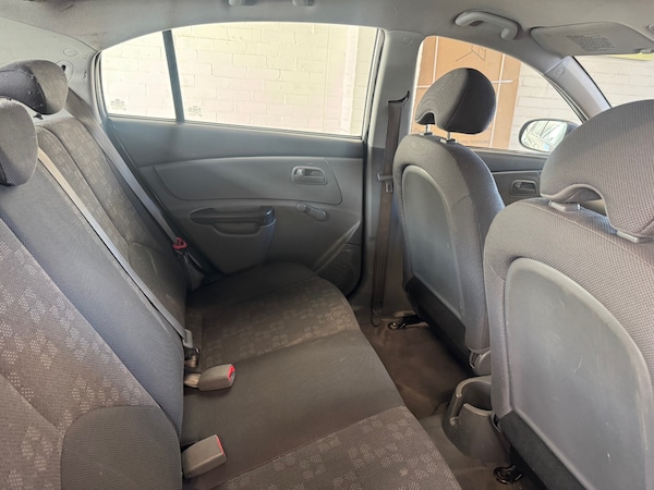 Used Kia Rio 2010 for sale - 74330965: Photo 9