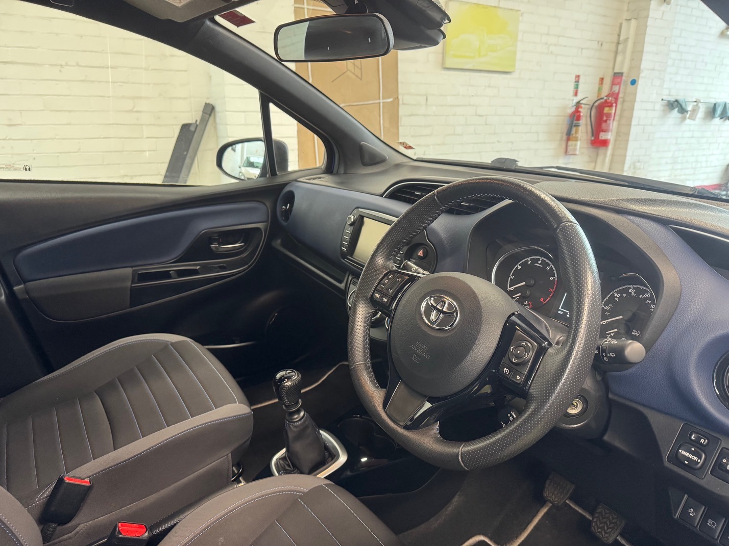 Used Toyota Yaris 2018 for sale - 76309785: Photo 9