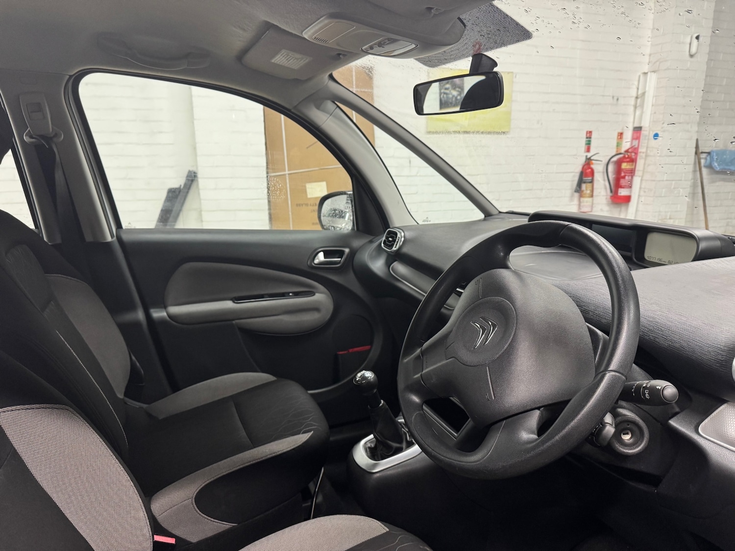 Used Citroen C3 Picasso 2013 for sale - 76599400: Photo 12